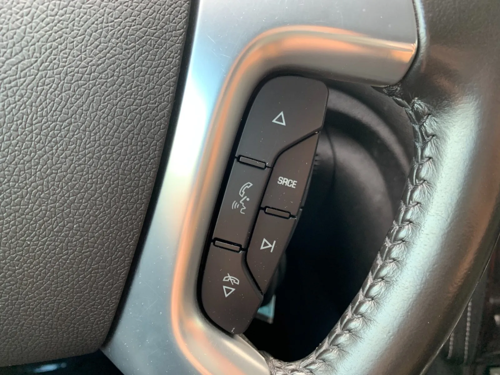 Chevrolet Traverse photo 17