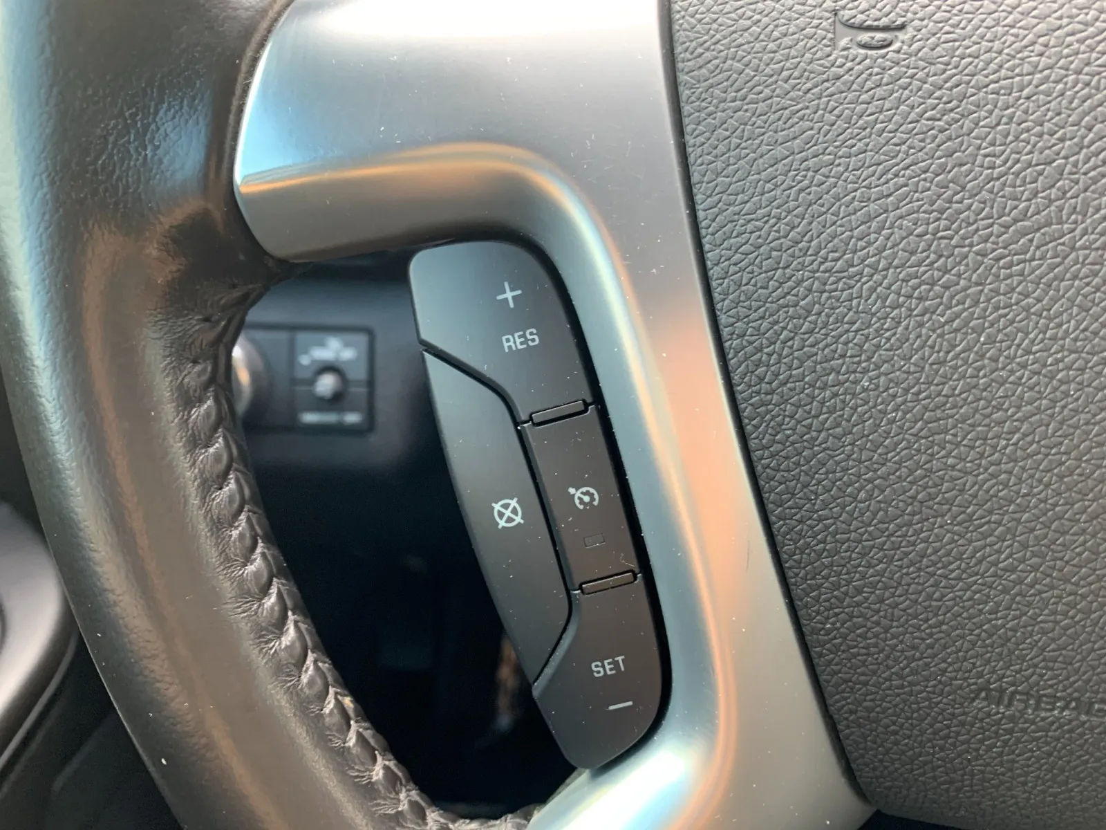 Chevrolet Traverse photo 16