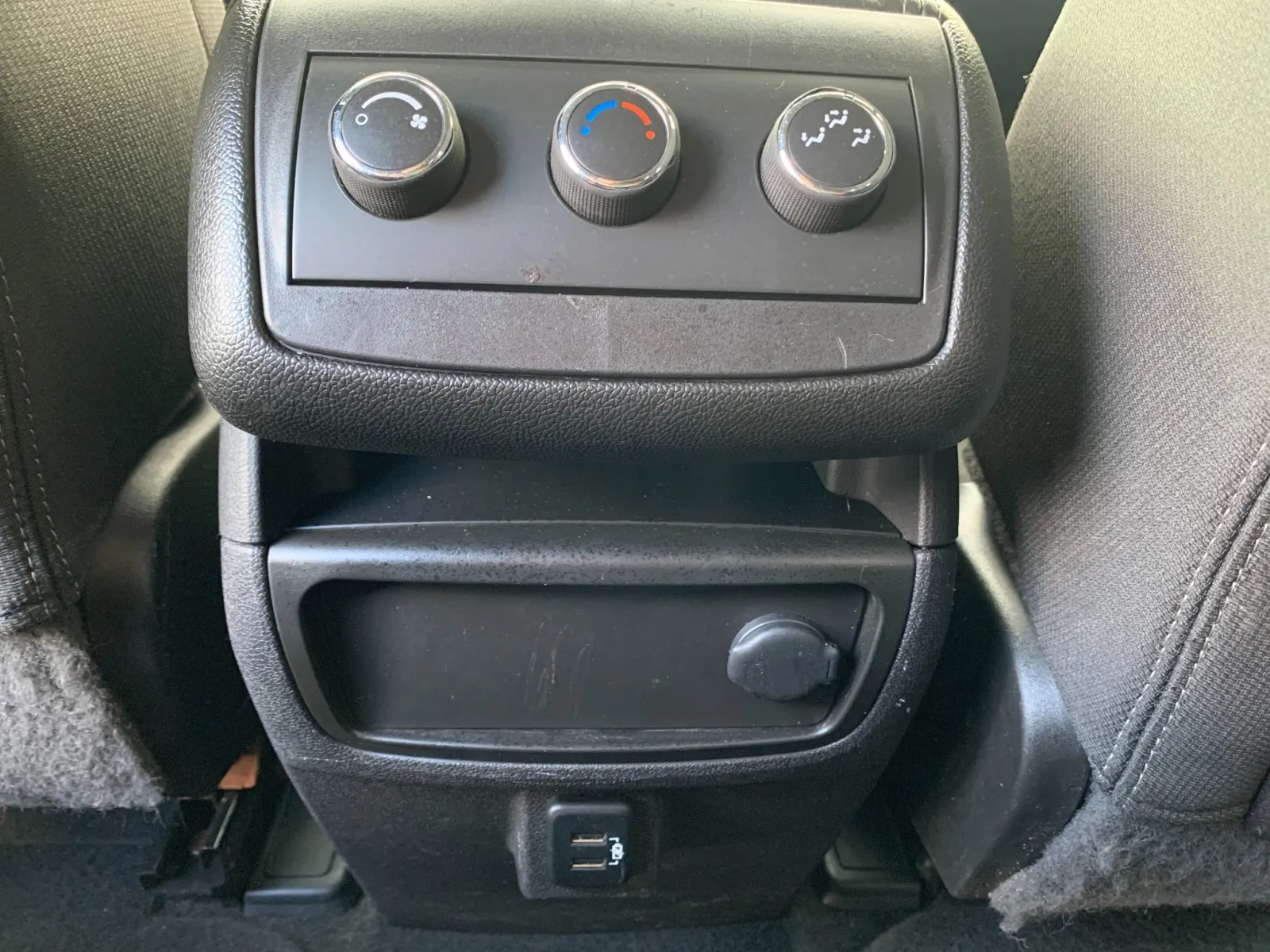 Chevrolet Traverse photo 29