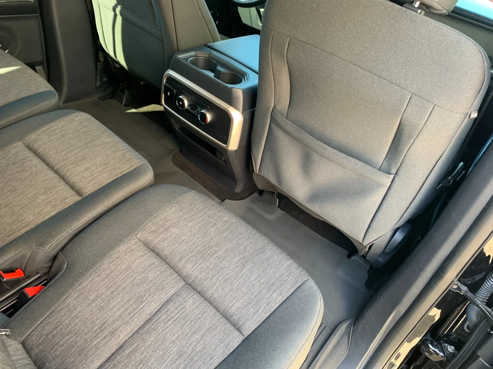 Ford Expedition photo 37