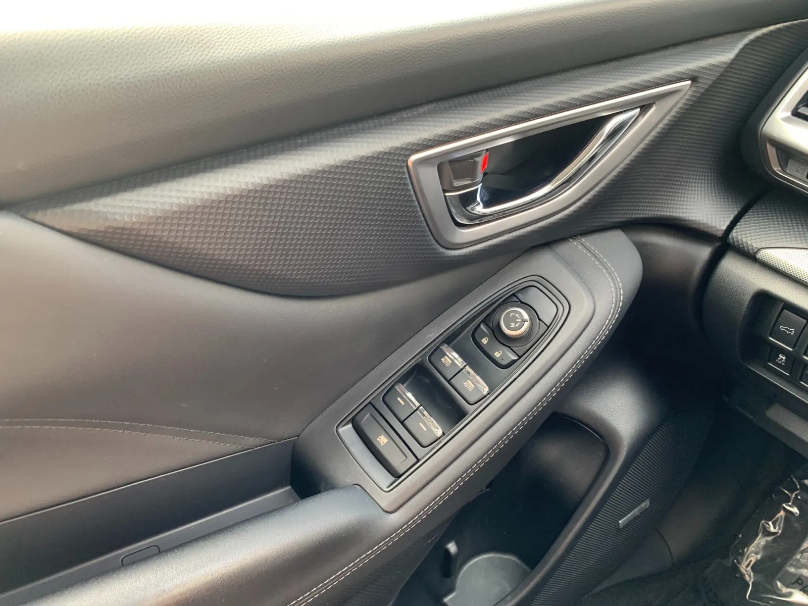 Subaru Forester photo 13