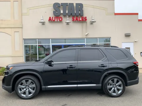 More photos of 2025 Honda Pilot Touring at Star Auto Sales, CT
