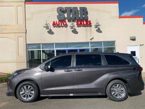 More photos of 2022 Toyota Sienna XLE at Star Auto Sales, CT
