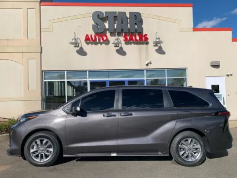 More photos of 2022 Toyota Sienna XLE at Star Auto Sales, CT