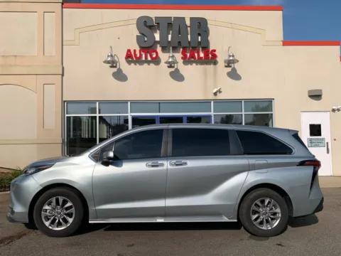 More photos of 2022 Toyota Sienna XLE at Star Auto Sales, CT