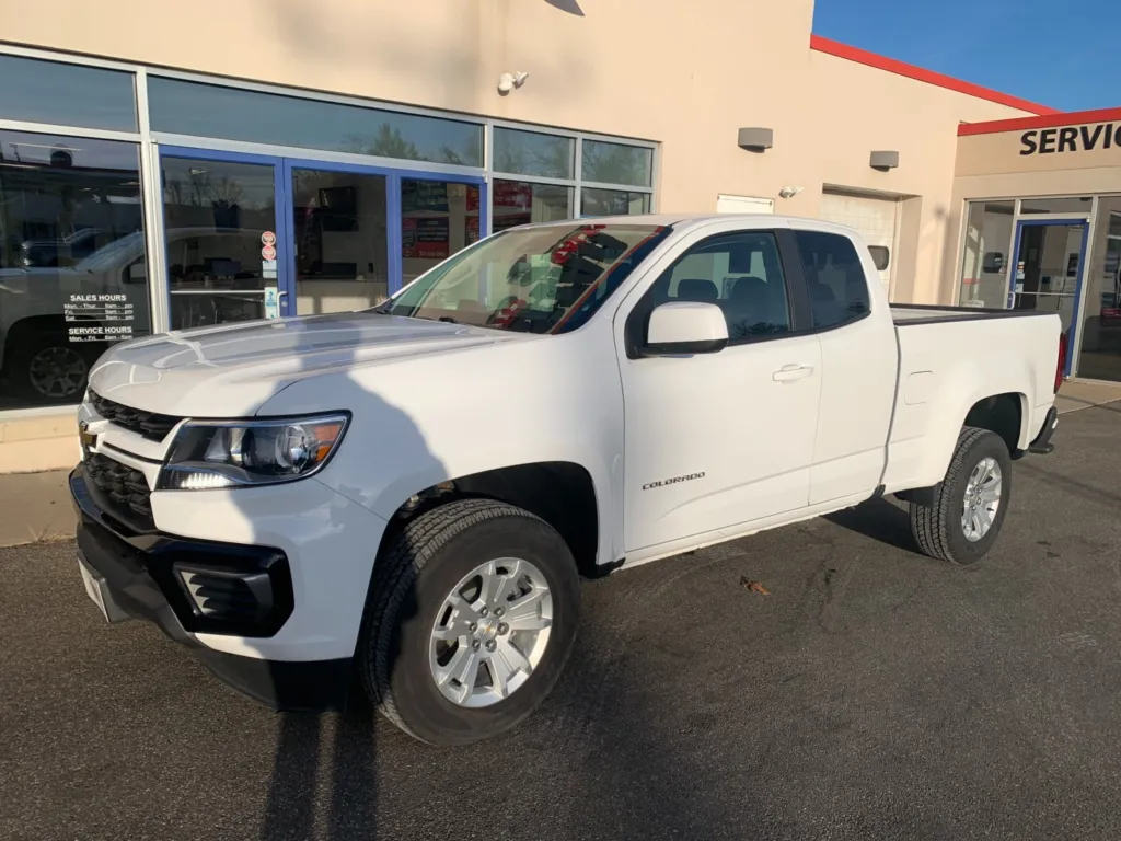2022 Chevrolet Colorado 2WD LT for sale in Meriden, CT
