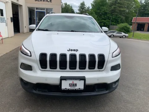 Photos of 2018 Jeep Cherokee Limited for sale in Meriden, CT at Star Auto Sales