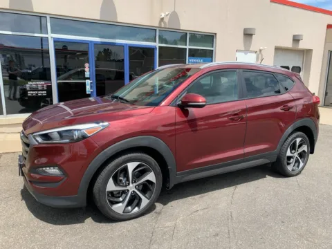 Red 2016 Hyundai Tucson Sport for sale in Meriden, CT