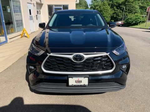 Photos of 2022 Toyota Highlander LE for sale in Meriden, CT at Star Auto Sales
