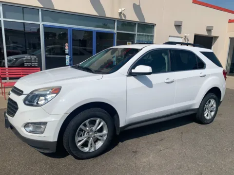 White 2017 Chevrolet Equinox LT for sale in Meriden, CT