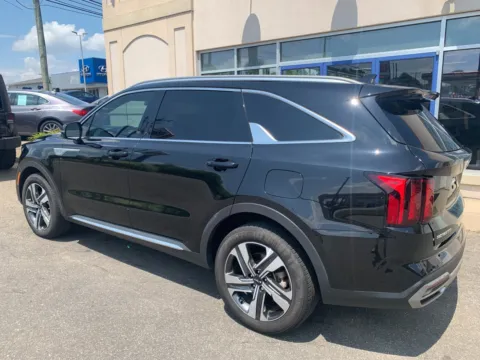 More photos of 2023 Kia Sorento Hybrid EX at Star Auto Sales, CT