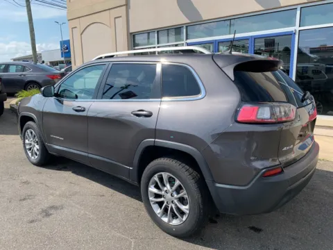 More photos of 2021 Jeep Cherokee Latitude Plus at Star Auto Sales, CT