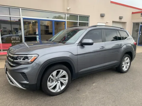 Black 2022 Volkswagen Atlas 3.6L V6 SE w/Technology for sale in Meriden, CT