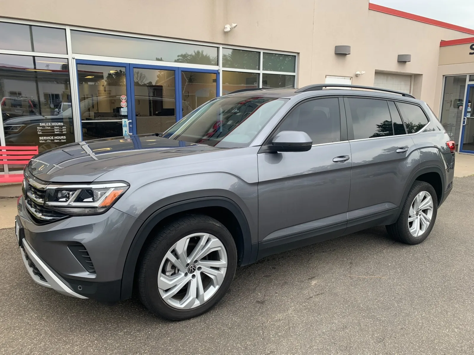 2022 Volkswagen Atlas 3.6L V6 SE w/Technology