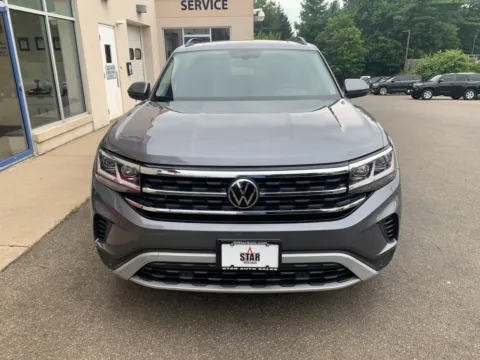 Photos of 2022 Volkswagen Atlas 3.6L V6 SE w/Technology for sale in Meriden, CT at Star Auto Sales