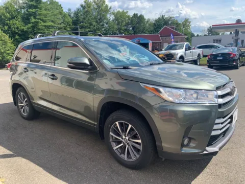 Another view of 2018 Toyota Highlander XLE for sale in Meriden, CT at Star Auto Sales