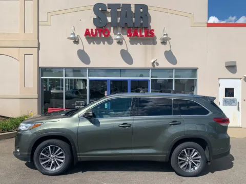 More photos of 2018 Toyota Highlander XLE at Star Auto Sales, CT