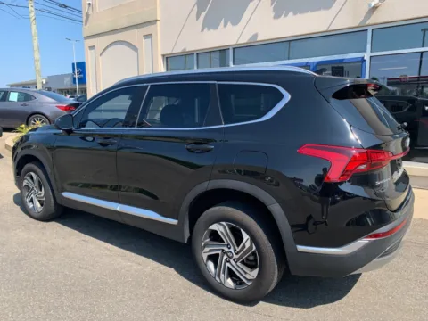 More photos of 2022 Hyundai Santa Fe SEL at Star Auto Sales, CT