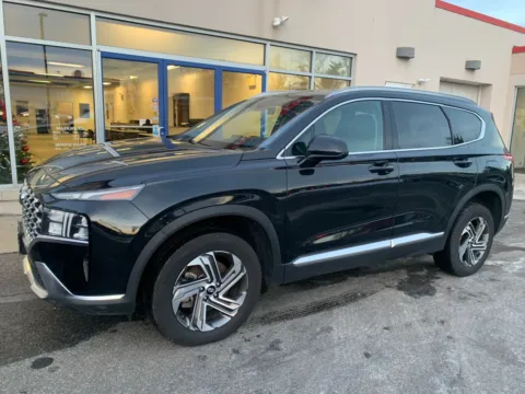 Black 2022 Hyundai Santa Fe SEL for sale in Meriden, CT