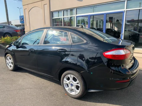 More photos of 2016 Ford Fiesta SE at Star Auto Sales, CT