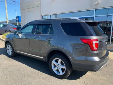 More photos of 2016 Ford Explorer XLT at Star Auto Sales, CT