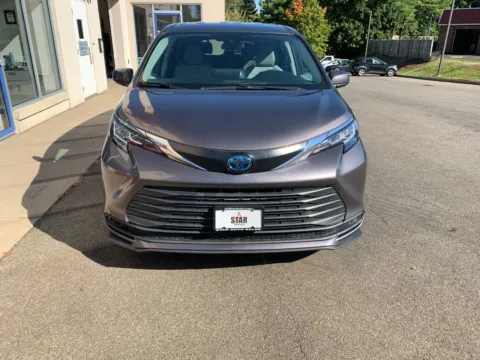 Photos of 2022 Toyota Sienna LE for sale in Meriden, CT at Star Auto Sales
