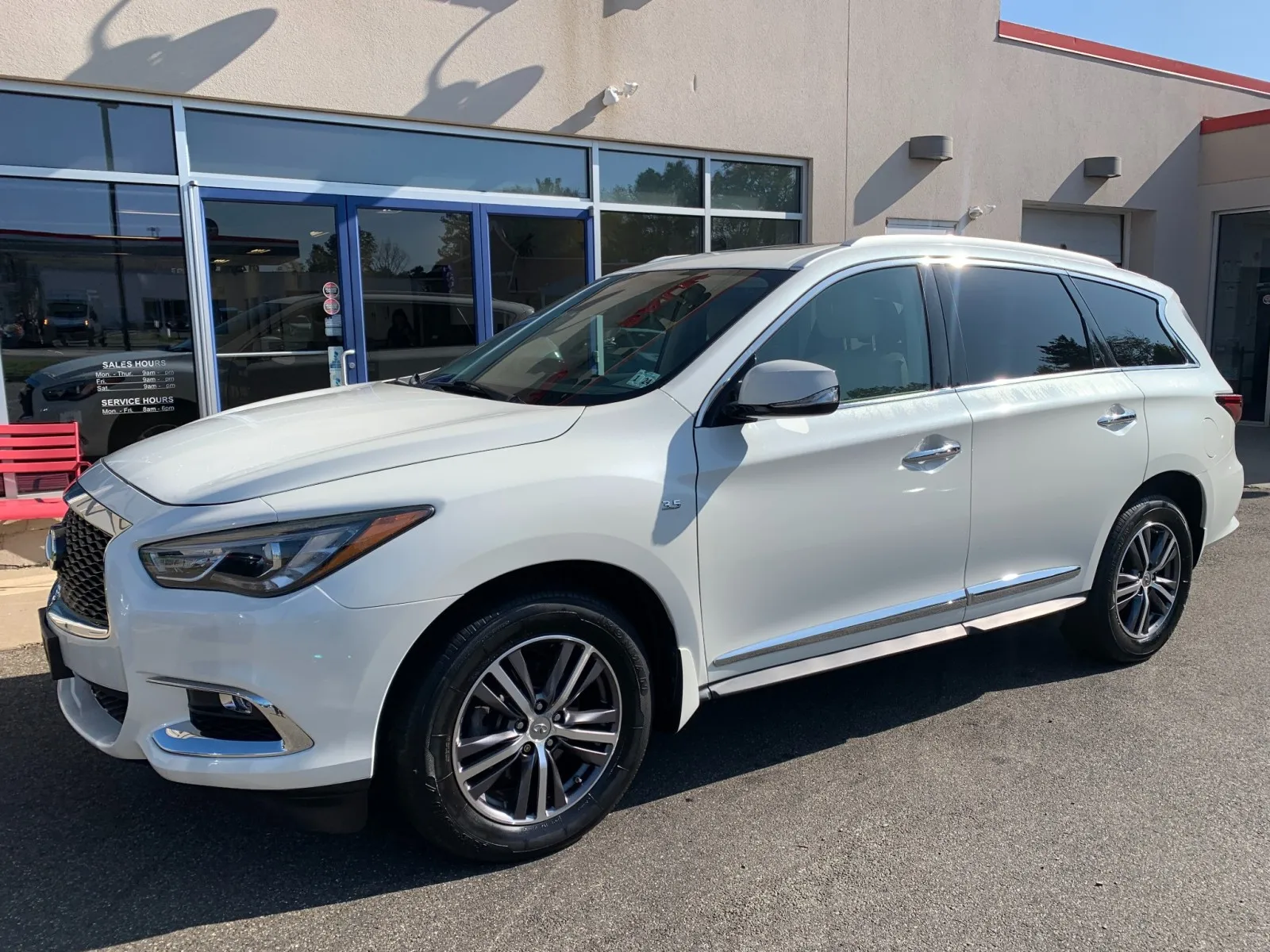 White 2019 INFINITI QX60 LUXE for sale in Meriden, CT