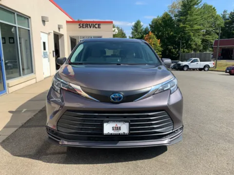 Photos of 2022 Toyota Sienna LE for sale in Meriden, CT at Star Auto Sales