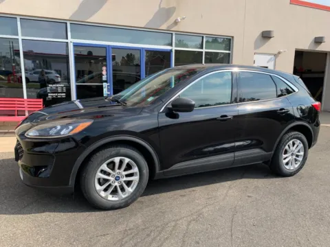Black 2022 Ford Escape SE for sale in Meriden, CT