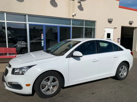 White 2015 Chevrolet Cruze LT for sale in Meriden, CT
