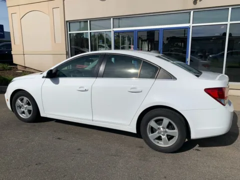 More photos of 2015 Chevrolet Cruze LT at Star Auto Sales, CT