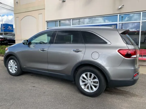 More photos of 2017 Kia Sorento LX at Star Auto Sales, CT