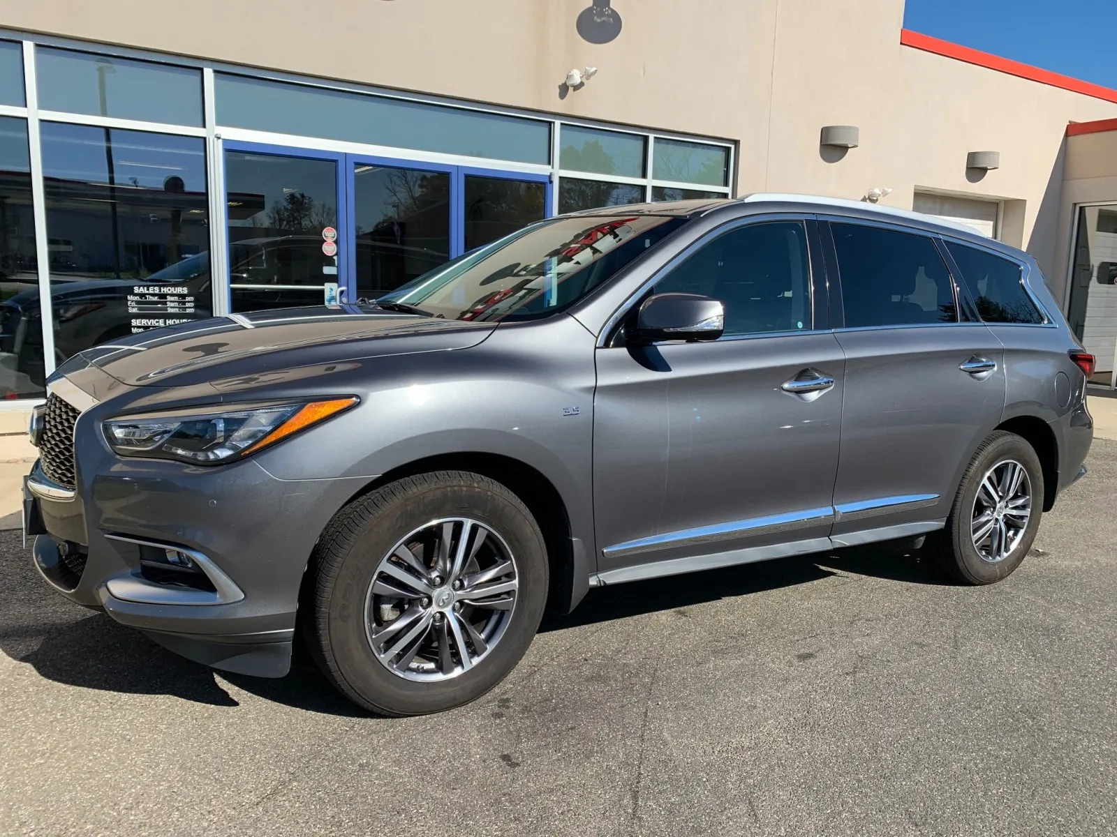 2016 INFINITI QX60 Base