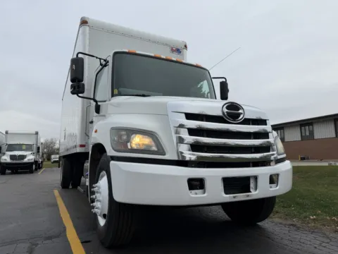 Another view of 2019 Hino 268 24ft Box Truck for sale in Crystal Lake, IL at Signature Truck Center