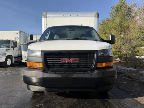 More photos of 2022 GMC 3500 16ft Box Truck with Side Door at Signature Truck Center, IL