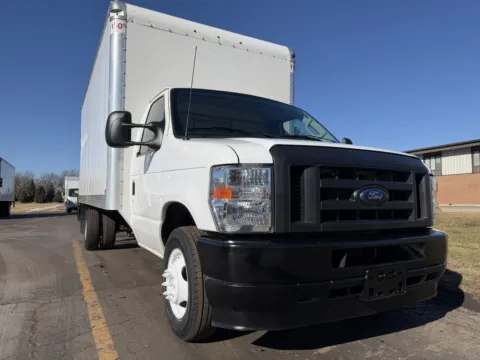 Another view of 2024 Ford E-350 16ft Box Truck with Lift Gate for sale in Crystal Lake, IL at Signature Truck Center