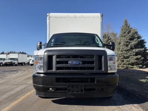 More photos of 2024 Ford E-350 16ft Box Truck with Lift Gate at Signature Truck Center, IL