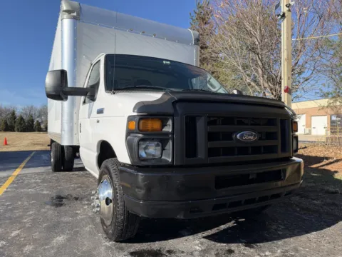 Another view of 2012 Ford E-350 16ft Box Truck for sale in Crystal Lake, IL at Signature Truck Center