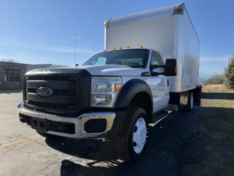 More photos of 2015 Ford F-550 16ft Box Truck with Lift Gate at Signature Truck Center, IL