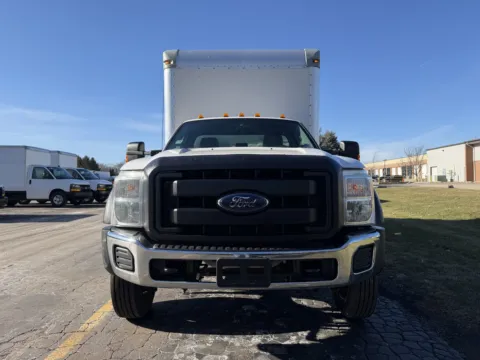 More photos of 2015 Ford F-550 16ft Box Truck with Lift Gate at Signature Truck Center, IL
