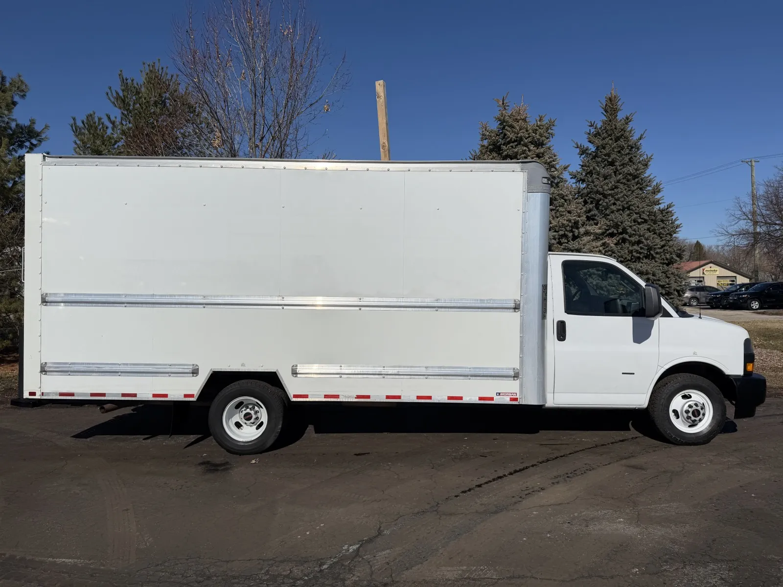 White 2021 GMC 3500 16ft Box Truck for sale in Crystal Lake, IL