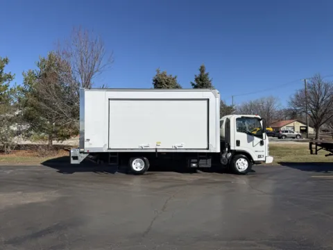 White 2020 Isuzu NPR 16ft Box Truck/Side Rollup Door/Lift Gate for sale in Crystal Lake, IL
