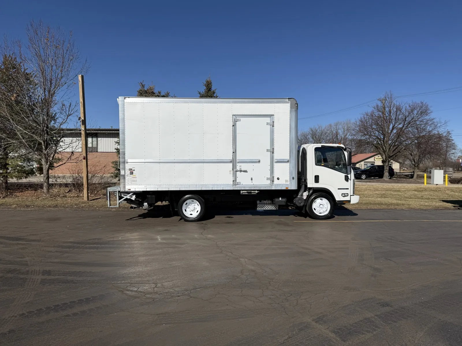 2020 Isuzu NPR 16ft Box Truck with Lift Gate for sale in Crystal Lake, IL