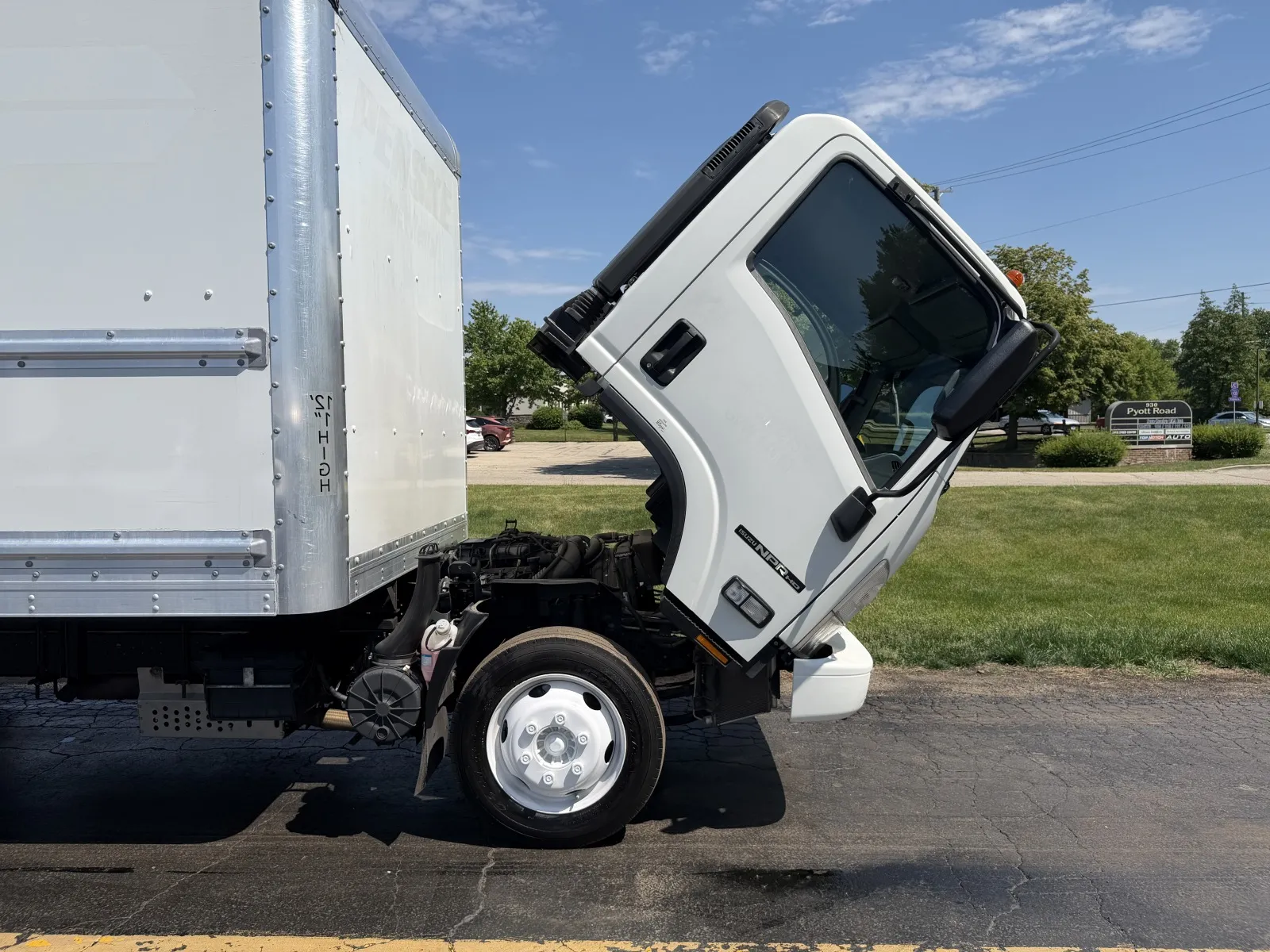 2019 Isuzu NPR HD - Photo 42