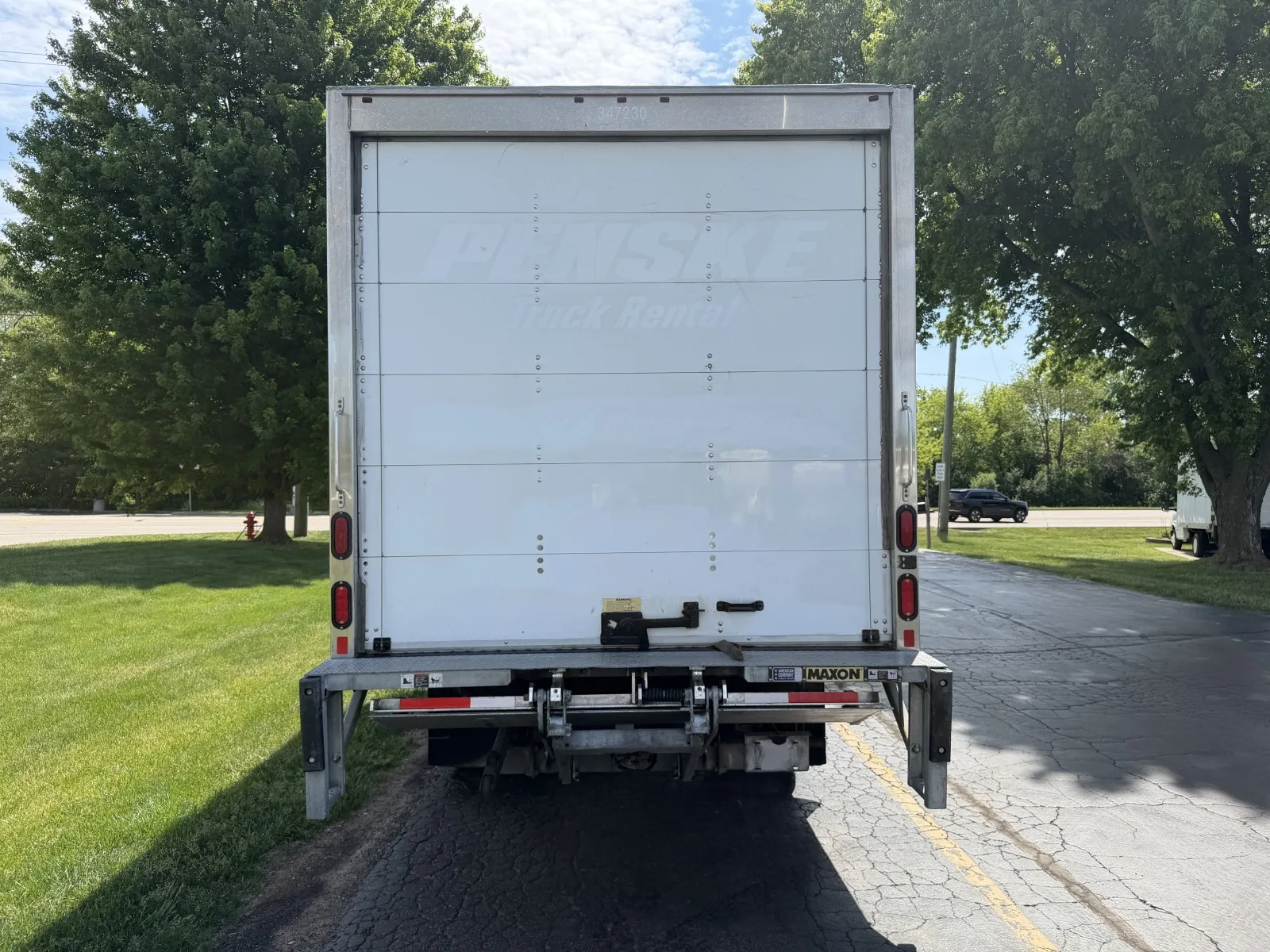2019 Isuzu NPR HD - Photo 11
