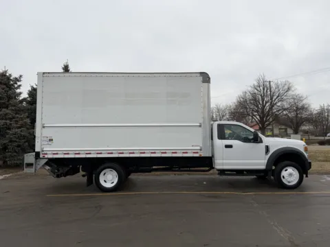 White 2020 Ford F-450 16ft Box Truck with Lift Gate for sale in Crystal Lake, IL