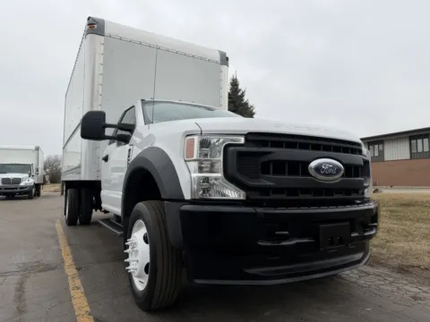 Another view of 2020 Ford F-450 16ft Box Truck with Lift Gate for sale in Crystal Lake, IL at Signature Truck Center