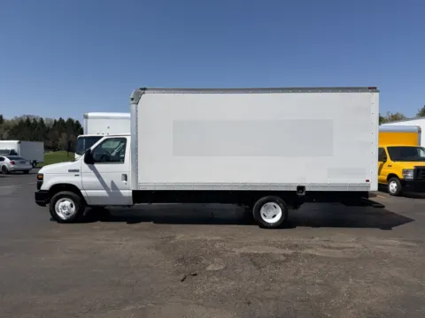 Photos of 2015 Ford E-350 16ft Box Truck for sale in Crystal Lake, IL at Signature Truck Center