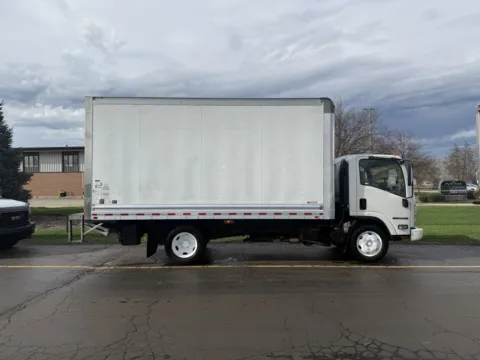 White 2020 Isuzu NPR 16ft Box Truck with Lift Gate for sale in Crystal Lake, IL