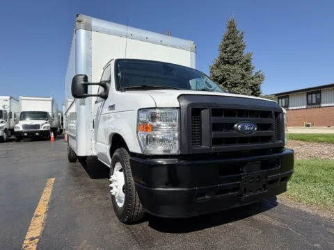 Another view of 2022 Ford E-350 16ft Box Truck for sale in Crystal Lake, IL at Signature Truck Center